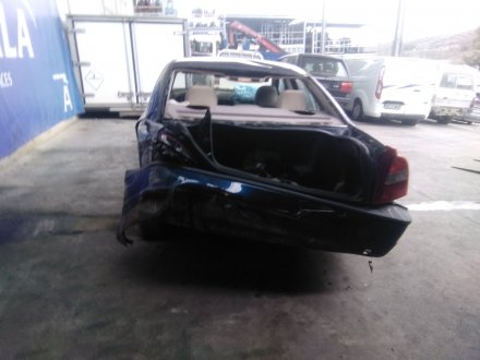 Vehiculo en el desguace: VOLVO S80 I (184) 2.5 TDI