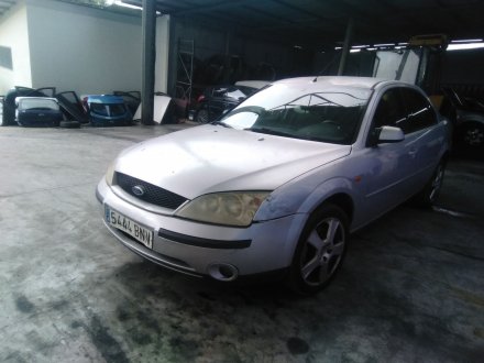 Vehiculo en el desguace: FORD MONDEO III Sedán (B4Y) 2.0 16V