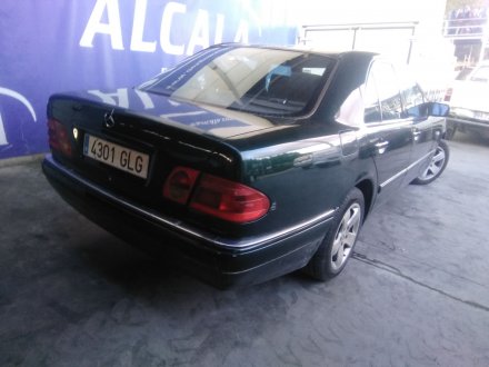 Vehiculo en el desguace: MERCEDES-BENZ CLASE E (W210) E 300 Turbo-D (210.025)