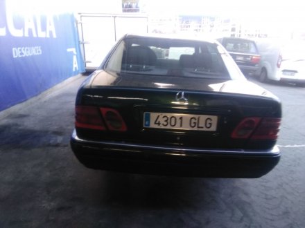 Vehiculo en el desguace: MERCEDES-BENZ CLASE E (W210) E 300 Turbo-D (210.025)