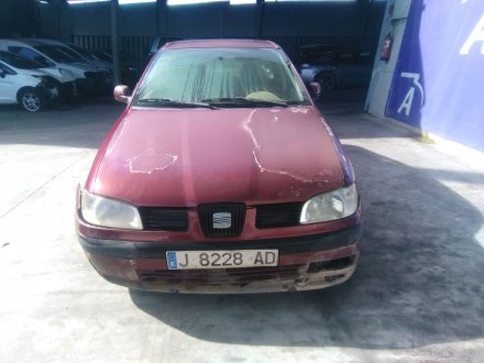 Vehiculo en el desguace: SEAT CORDOBA (6K1, 6K2) 1.6 i