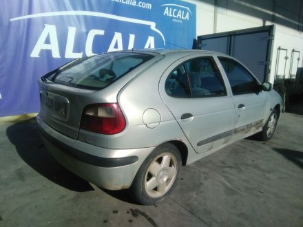 Vehiculo en el desguace: RENAULT MEGANE I (BA0/1_) 1.9 dTi (BA08, BA0N)