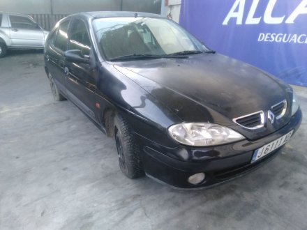 Vehiculo en el desguace: RENAULT MEGANE I (BA0/1_) 1.9 D Eco (BA0A, BA0U, BA0R)