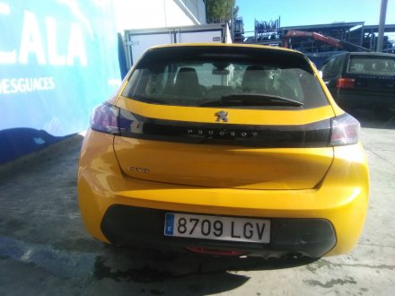 Vehiculo en el desguace: PEUGEOT 208 II (UB_, UP_, UW_, UJ_) 1.2 PureTech 100