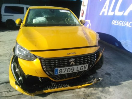 Vehiculo en el desguace: PEUGEOT 208 II (UB_, UP_, UW_, UJ_) 1.2 PureTech 100