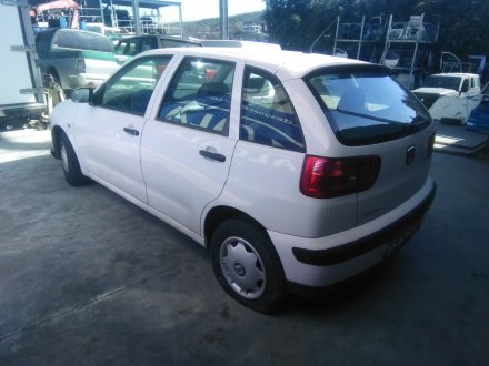 Vehiculo en el desguace: SEAT IBIZA II (6K1) 1.0 i