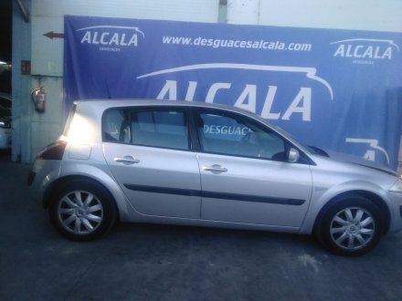 Vehiculo en el desguace: RENAULT MEGANE II (BM0/1_, CM0/1_) 1.5 dCi (BM02, BM13, BM2A, CM02, CM13)