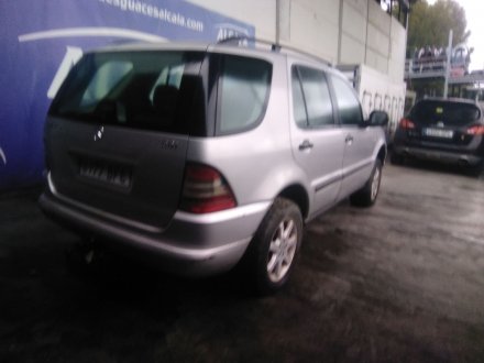 Vehiculo en el desguace: MERCEDES-BENZ CLASE M (W163) ML 270 CDI (163.113)