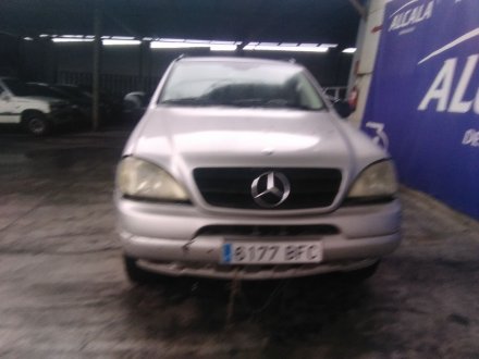 Vehiculo en el desguace: MERCEDES-BENZ CLASE M (W163) ML 270 CDI (163.113)