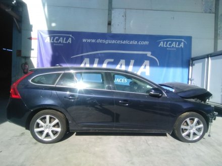 Vehiculo en el desguace: VOLVO V60 I (155) D3