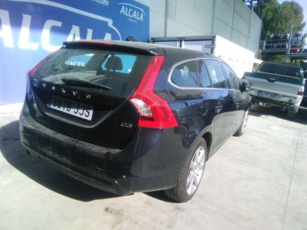 Vehiculo en el desguace: VOLVO V60 I (155) D3