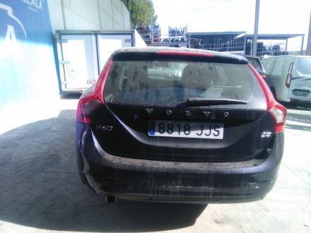 Vehiculo en el desguace: VOLVO V60 I (155) D3