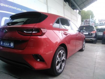 Vehiculo en el desguace: KIA CEED (CD) 1.0 T-GDI