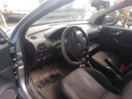 Vehiculo en el desguace: OPEL CORSA C (X01) 1.3 CDTI (F08, F68)