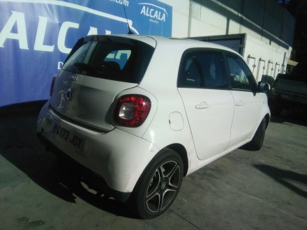 Vehiculo en el desguace: SMART FORFOUR Hatchback (453) 1.0 (453.042, 453.043)