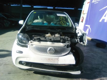 Vehiculo en el desguace: SMART FORFOUR Hatchback (453) 1.0 (453.042, 453.043)