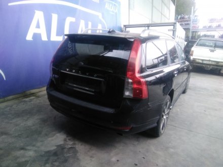 Vehiculo en el desguace: VOLVO V50 (545) T5 AWD