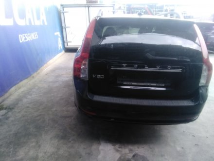 Vehiculo en el desguace: VOLVO V50 (545) T5 AWD