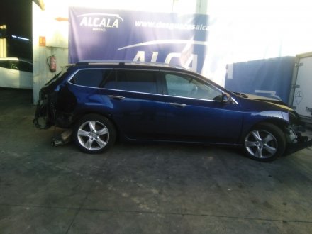 Vehiculo en el desguace: HONDA ACCORD VIII Station Wagon (CW) 2.4 i (CW2)