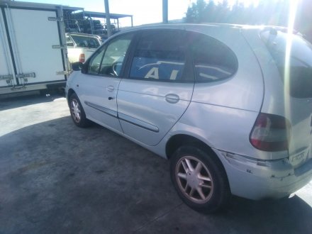 Vehiculo en el desguace: RENAULT SCÉNIC I Monospace (JA0/1_, FA0_) 1.9 dCi (JA05, JA1F)