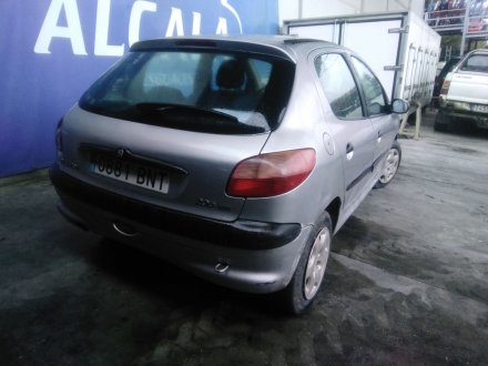 Vehiculo en el desguace: PEUGEOT 206 Hatchback (2A/C) 2.0 HDI 90