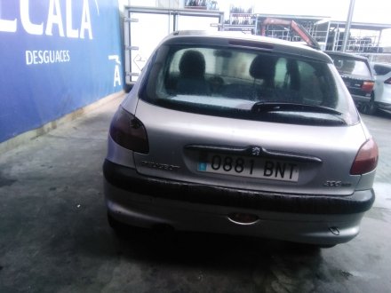 Vehiculo en el desguace: PEUGEOT 206 Hatchback (2A/C) 2.0 HDI 90