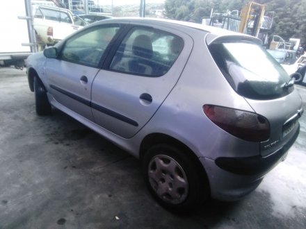 Vehiculo en el desguace: PEUGEOT 206 Hatchback (2A/C) 2.0 HDI 90