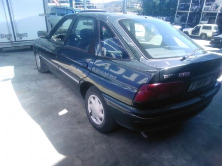 Vehiculo en el desguace: FORD ESCORT V (AAL, ABL) 1.6 i 16V