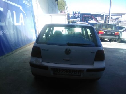 Vehiculo en el desguace: VOLKSWAGEN GOLF IV (1J1) 1.9 TDI