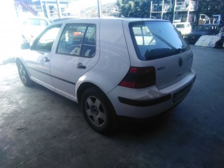 Vehiculo en el desguace: VOLKSWAGEN GOLF IV (1J1) 1.9 TDI