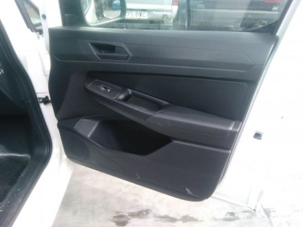 Vehiculo en el desguace: VOLKSWAGEN CADDY V Furgoneta/monovolumen (SBA, SBH) 2.0 TDi BMT