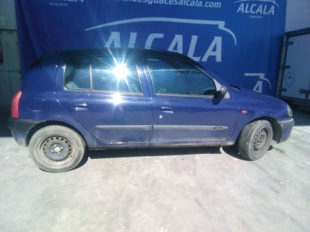 Vehiculo en el desguace: RENAULT CLIO II (BB_, CB_) 1.9 D (B/CB0E, BB0J)