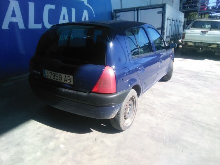 Vehiculo en el desguace: RENAULT CLIO II (BB_, CB_) 1.9 D (B/CB0E, BB0J)