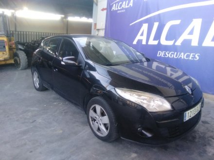 Vehiculo en el desguace: RENAULT MEGANE III Hatchback (BZ0/1_, B3_) 1.6 16V (BZ1B, BZ1H)