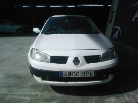 Vehiculo en el desguace: RENAULT MEGANE II (BM0/1_, CM0/1_) 1.5 dCi (BM0F, BM0T, BM2B, CM0F, CM0T)