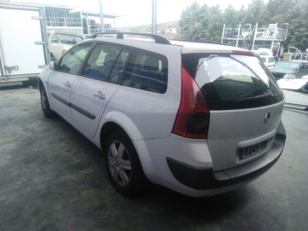 Vehiculo en el desguace: RENAULT MEGANE II Station Wagon (KM0/1_) 1.9 dCi (KMRG, KM1G, KM0G, KM2C)