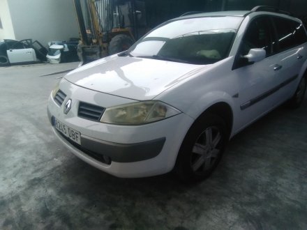 Vehiculo en el desguace: RENAULT MEGANE II Station Wagon (KM0/1_) 1.9 dCi (KMRG, KM1G, KM0G, KM2C)