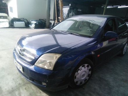 Vehiculo en el desguace: OPEL VECTRA C (Z02) 2.2 DTI 16V (F69)