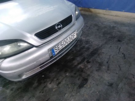 Vehiculo en el desguace: OPEL ASTRA G Sedán (T98) 2.0 DI (F69)