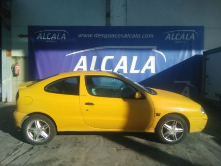 Vehiculo en el desguace: RENAULT MEGANE I Coach (DA0/1_) 1.9 dCi (DA05, DA1F)