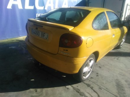 Vehiculo en el desguace: RENAULT MEGANE I Coach (DA0/1_) 1.9 dCi (DA05, DA1F)