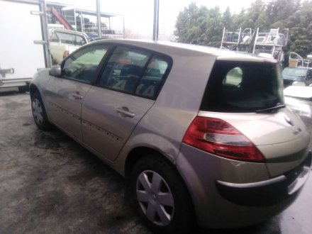 Vehiculo en el desguace: RENAULT MEGANE II (BM0/1_, CM0/1_) 1.5 dCi (BM1E, CM1E)