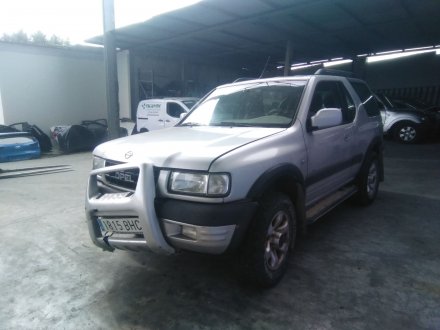 Vehiculo en el desguace: OPEL FRONTERA B (U99) 2.2 DTI (6B_ZC, 6B_VF, 6B_66, 6B_76)