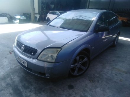 Vehiculo en el desguace: OPEL VECTRA C (Z02) 2.2 DTI 16V (F69)