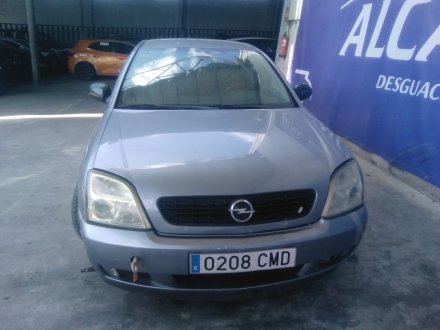 Vehiculo en el desguace: OPEL VECTRA C (Z02) 2.2 DTI 16V (F69)