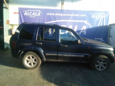 Vehiculo en el desguace: JEEP CHEROKEE (KJ) 2.8 CRD 4x4