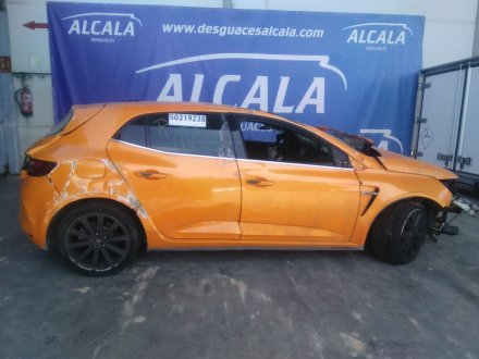 Vehiculo en el desguace: RENAULT MEGANE IV Hatchback (B9A/M/N_) 1.8 RS TCe 280 (B9M6)