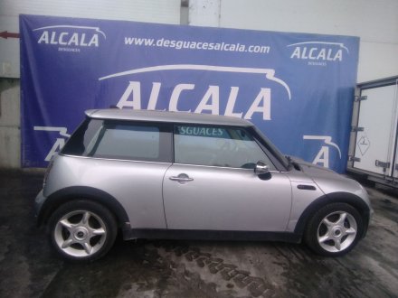 Vehiculo en el desguace: MINI MINI (R50, R53) Cooper