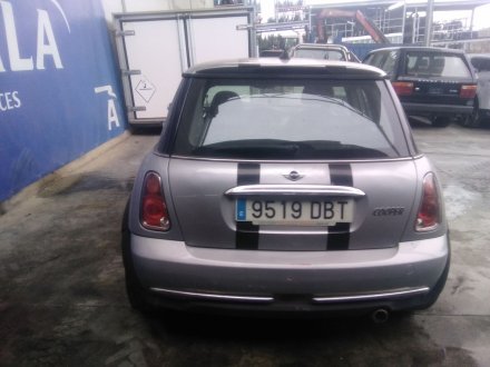 Vehiculo en el desguace: MINI MINI (R50, R53) Cooper