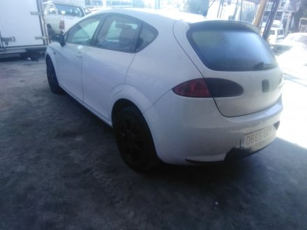 Vehiculo en el desguace: SEAT LEON (1P1) 1.9 TDI